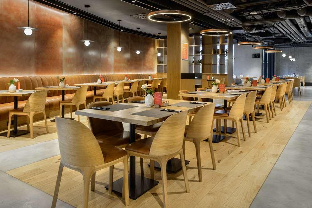 Barcelo Warsaw Powisle Hotel Restoran gambar