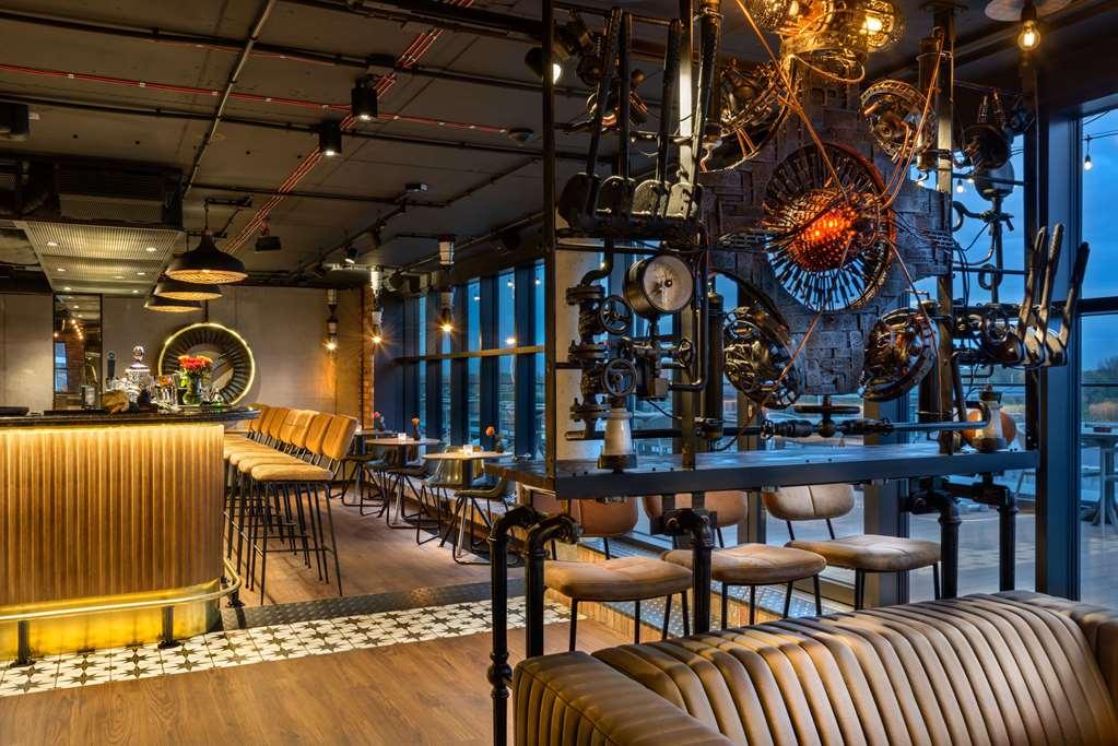 Barcelo Warsaw Powisle Hotel Restoran gambar